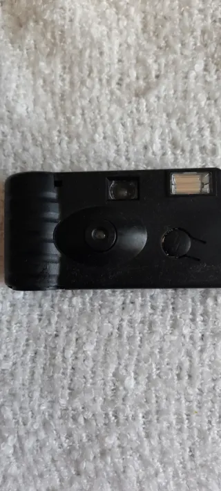 Cámara de fotos negra