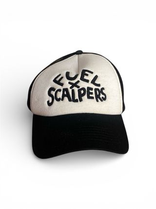 Gorra Scalpers Negra y Blanca