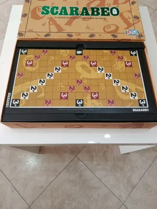 Scarabèo Gioco di Parole