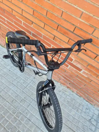 Bicicleta BMX 20