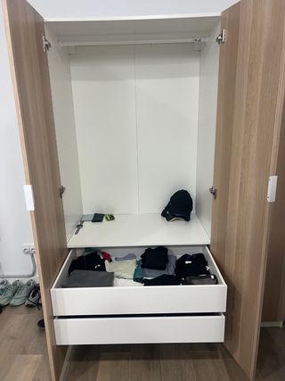 Armario IKEA madera claro