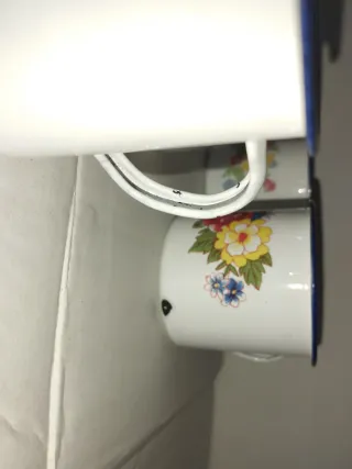 13 tazze smaltate decoro floreale