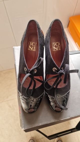 Zapatos de tacón negras con cordones talla 38