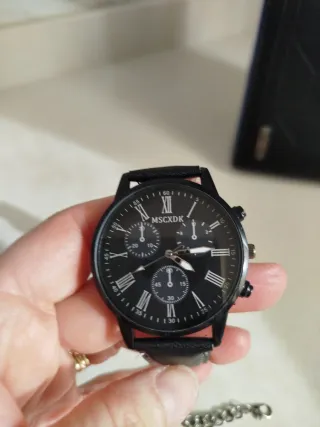 Set Accesorios Hombre: Reloj, Cartera y Pulsera.