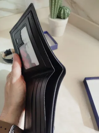 Set Accesorios Hombre: Reloj, Cartera y Pulsera.