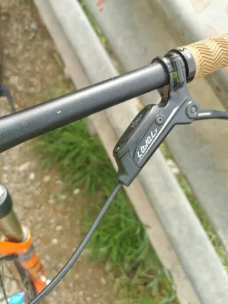 bicicleta de montaña BMC de carbono