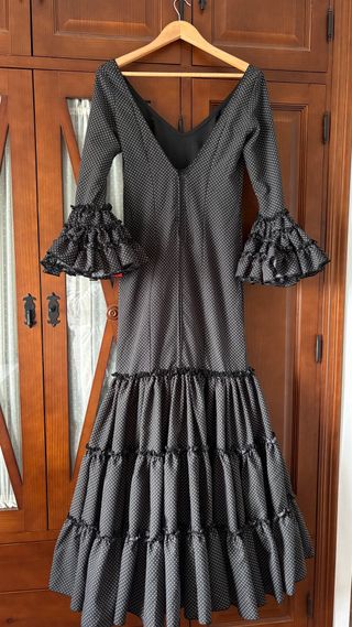 Vestido Flamenco Lunares Negro y Blanco