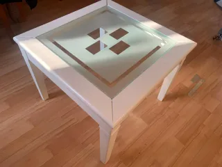 Tavolino ausiliario in legno e vetro