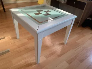 Tavolino ausiliario in legno e vetro