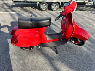 Vespa PK125xl Roja