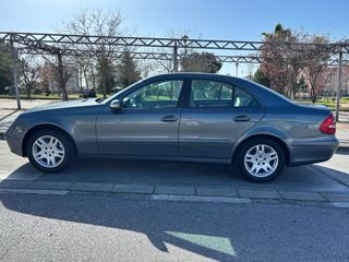 Mercedes-Benz Clase E 2005