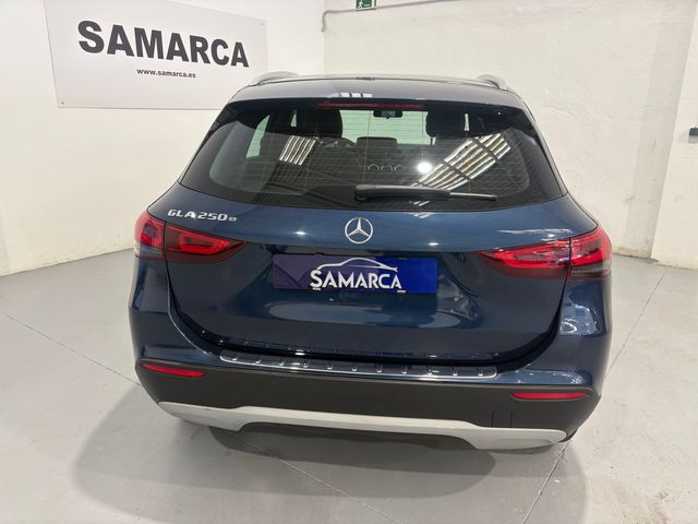 Mercedes-Benz GLA (H247) 2021