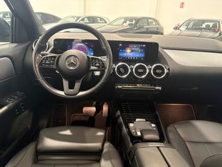 Mercedes-Benz GLA (H247) 2021
