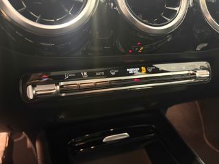 Mercedes-Benz GLA (H247) 2021