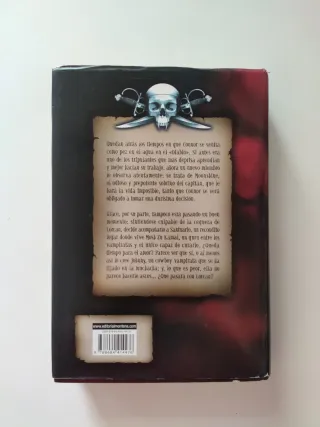 Libro "Vampiratas. Sangre de capitán" de Justin S.