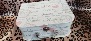 Caja guardatodo decorada