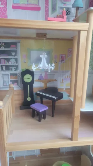 Casa de muñecas grande de madera