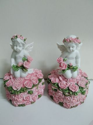 2 joyeros ángeles querubines en corazón con rosas