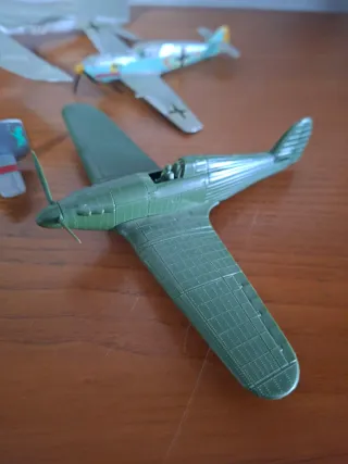 Lote 4 Aviones de Juguete