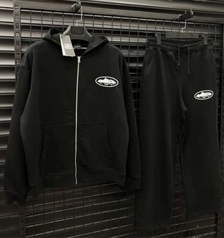 Chandal Corteiz Negro