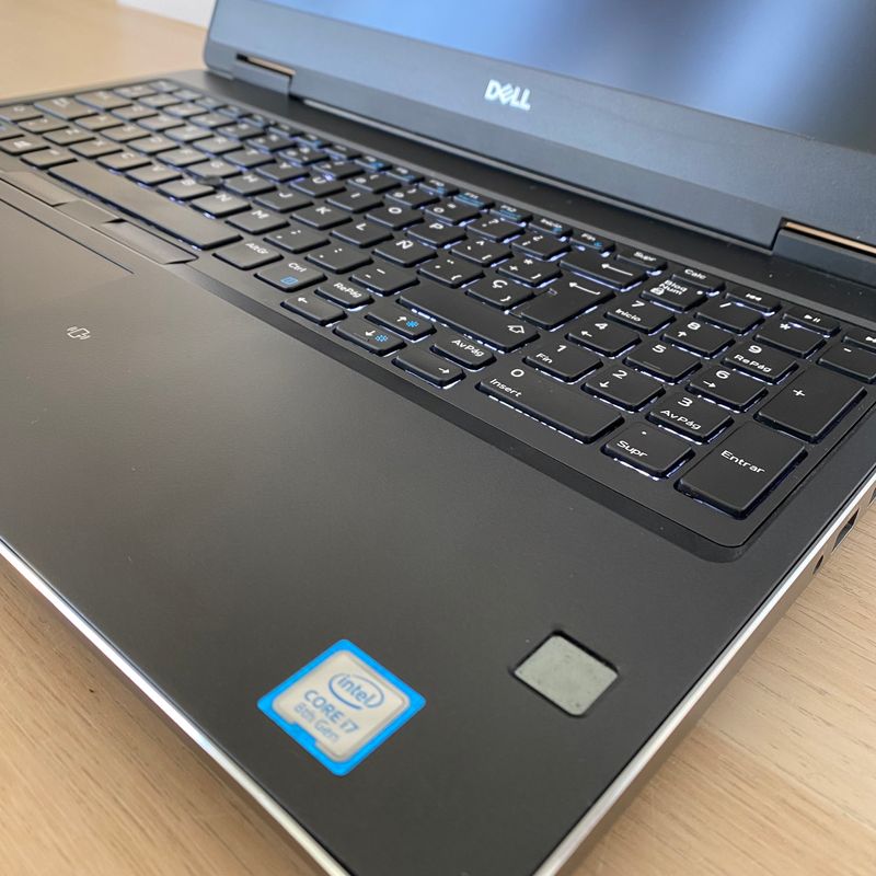 Dell Precision 7530 Workstation i7-8750 16/256nvme afbeelding 3