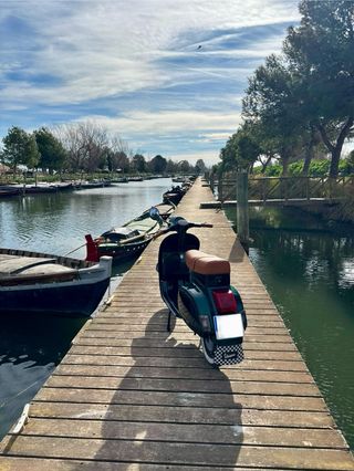 Alquiler Vespa clasica restaurada para eventos