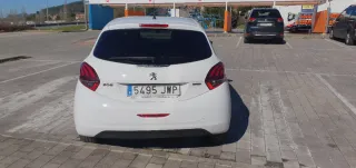 Peugeot 208 2017