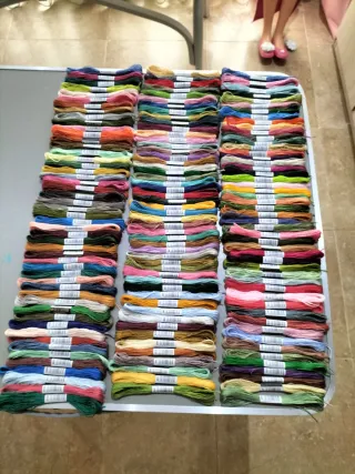 Lote de 150 madejas marca blanca