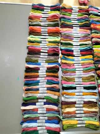 Lote de 150 madejas marca blanca