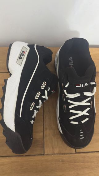 Zapatillas Fila Negras