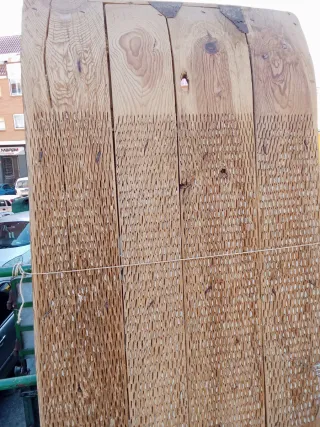 Trillo de madera antiguo