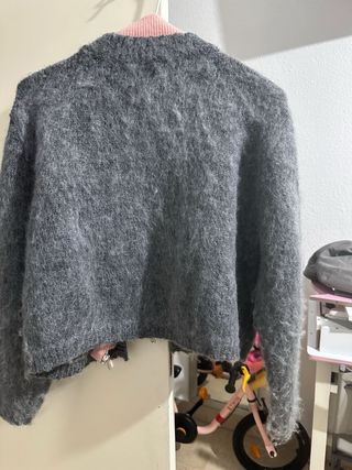 Rebeca Zara gris y rosa