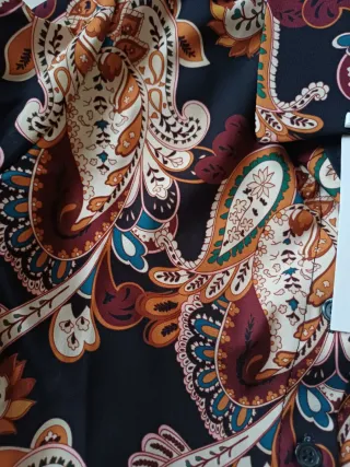 Vestido camisero midi estampado paisley