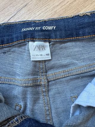 Pantalón vaquero Zara niño Talla 10-11