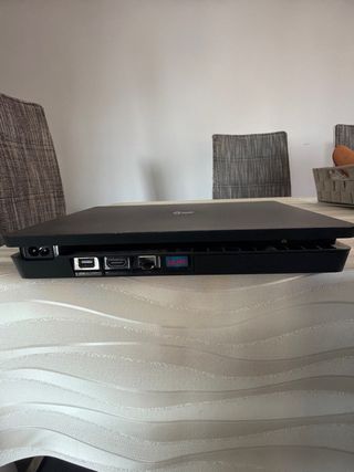 PS4 Slim Sony Negra