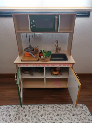 Cucina Ikea decorata a mano