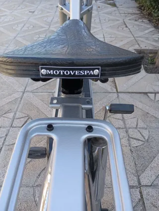 Chapa MOTOVESPA Vespino mortadelo