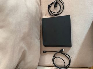 Consola PS4 Slim Negra