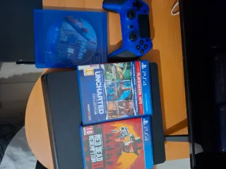 Consola PS4 Slim + television