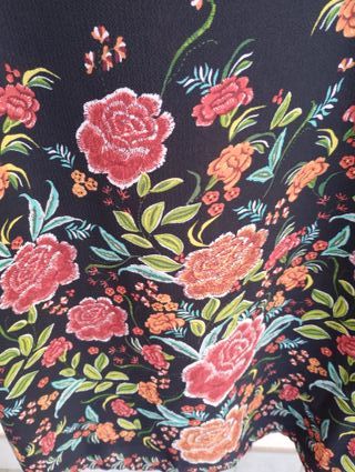 Abito Nero Floreale Maniche a Volant Taglia M