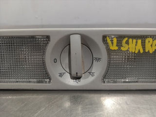 LUZ INTERIOR VOLKSWAGEN SHARAN (7N1) 0886400