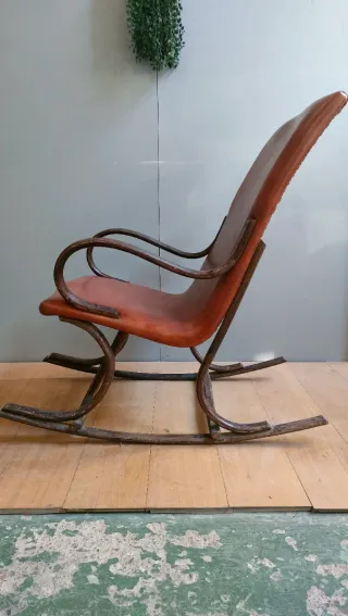 Mecedora Thonet Cuero Marrón