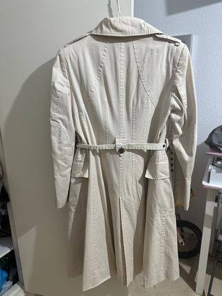 Gabardina carolina herrera