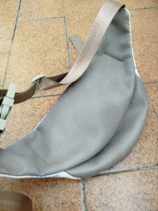 Riñonera Disney Stitch Azul y Rosa