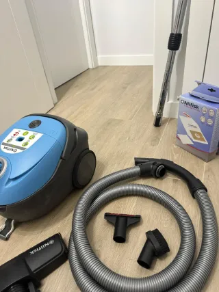 Aspiradora Nilfisk ligera y cómoda