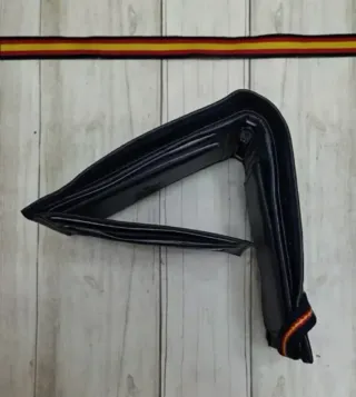 CARTERA MONEDERO PIEL CIERRE BANDERA + REGALO PULS