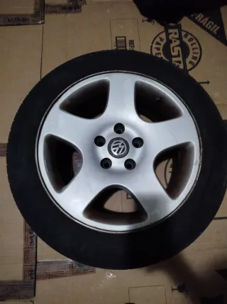 4 ruedas Goodyear + llantas 16” – 205/55 R16