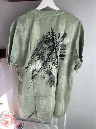 Camiseta Pull&Bear verde tie-dye