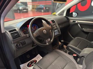 Volkswagen Touran 1.9TDI Advance Bluemotion 105CV 2010 5P