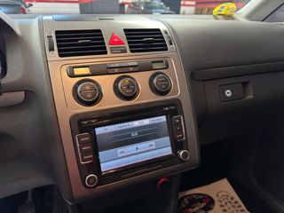 Volkswagen Touran 1.9TDI Advance Bluemotion 105CV 2010 5P